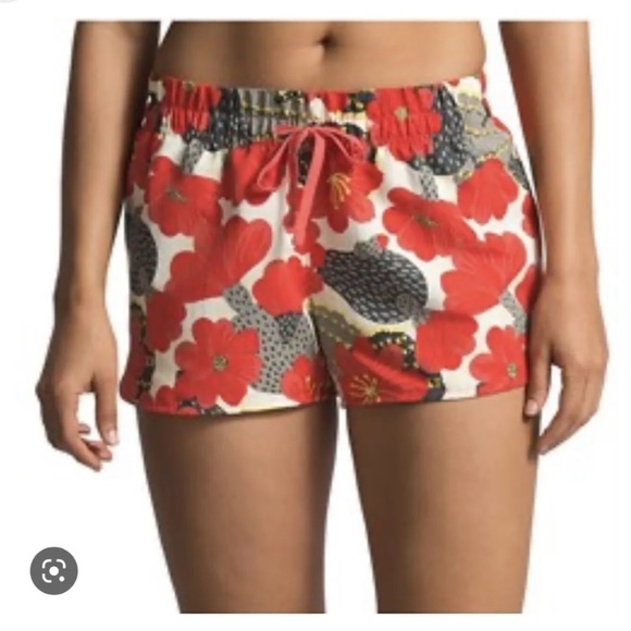 The North Face Class v Mini red cactus shorts size L - Picture 1 of 8
